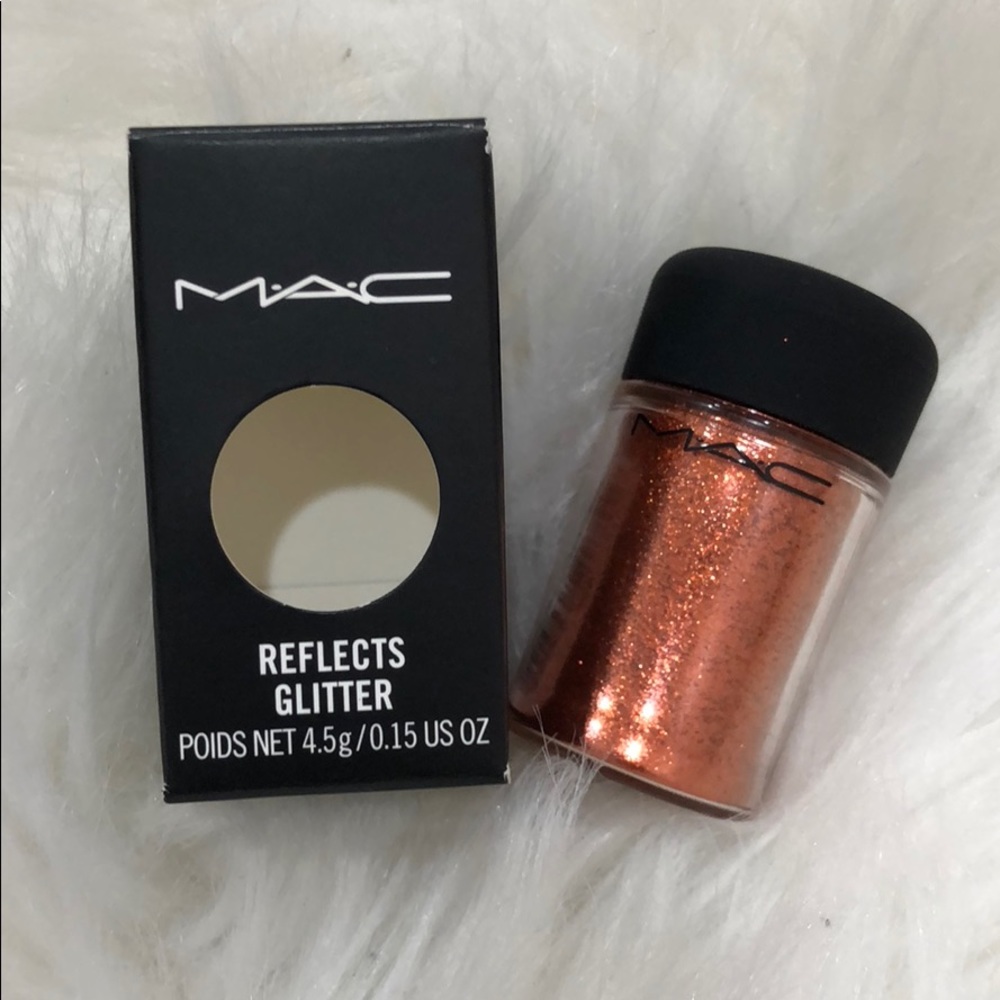 MAC glitter eyeshadow